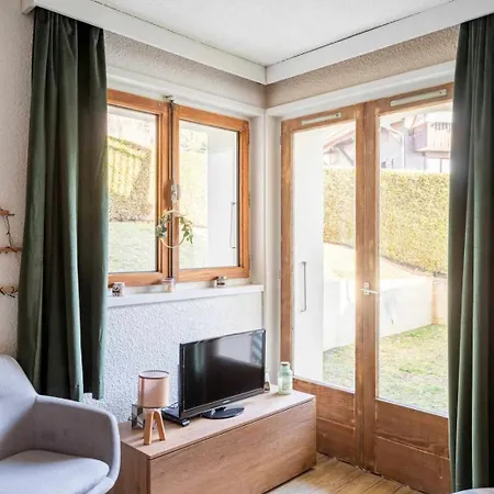 One-bedroom With Garden *